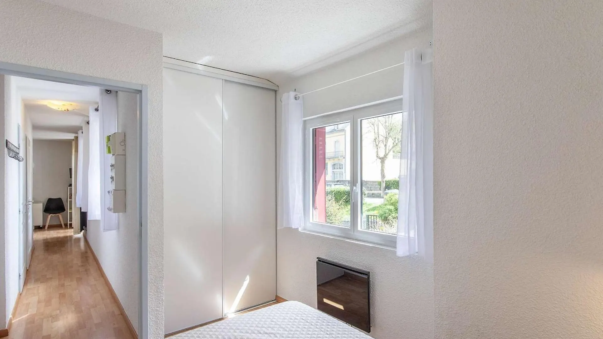 Appartement 32 M² Avec Balcon, Proche Telecabine Et Commodites, Entierement Equipe, Centre Cauterets - Fr-1-401-237 فرنسا